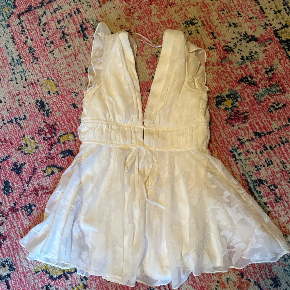 White lulus dress